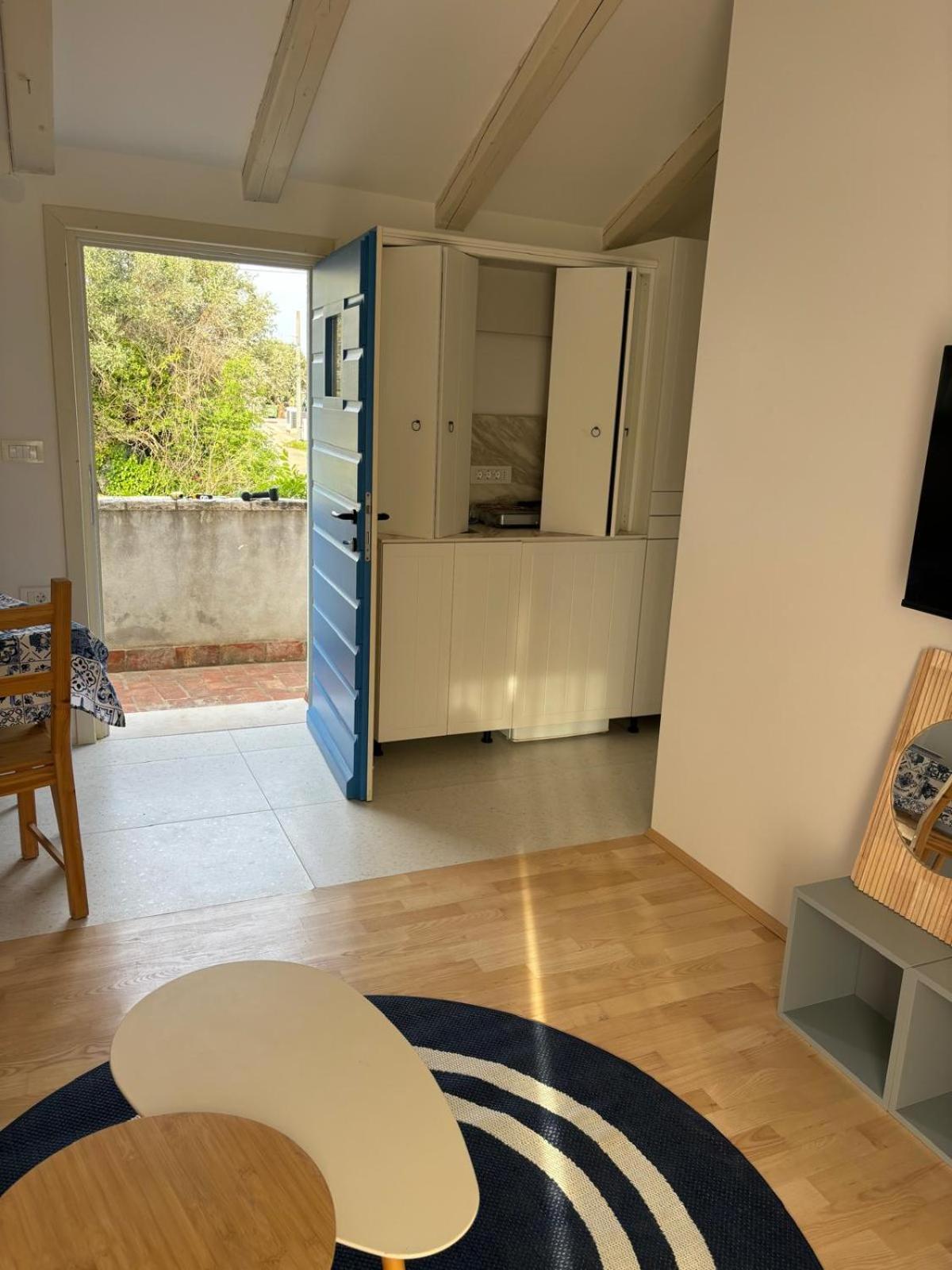 Apartments Ivas Замбратия Екстериор снимка
