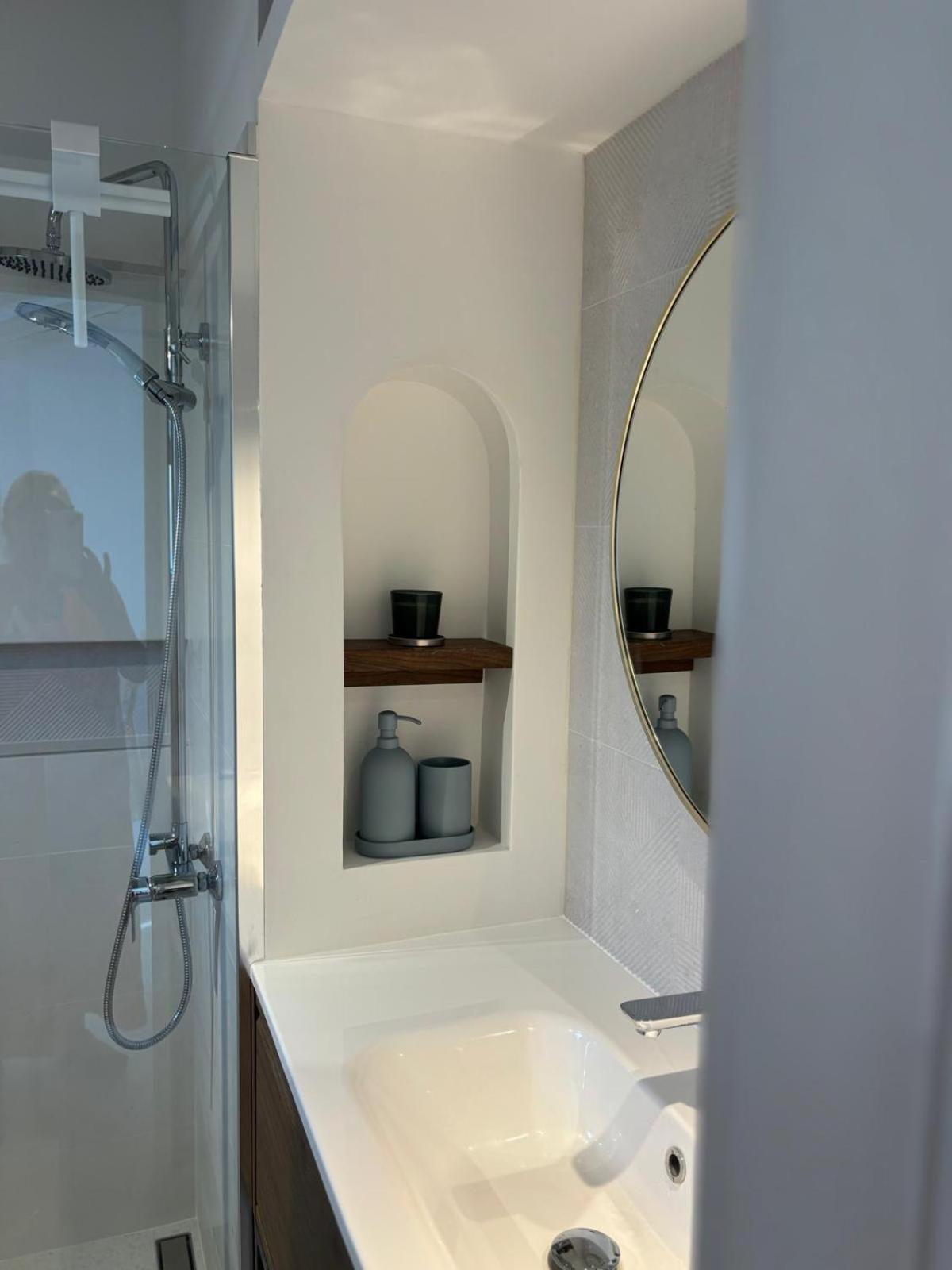 Apartments Ivas Замбратия Екстериор снимка